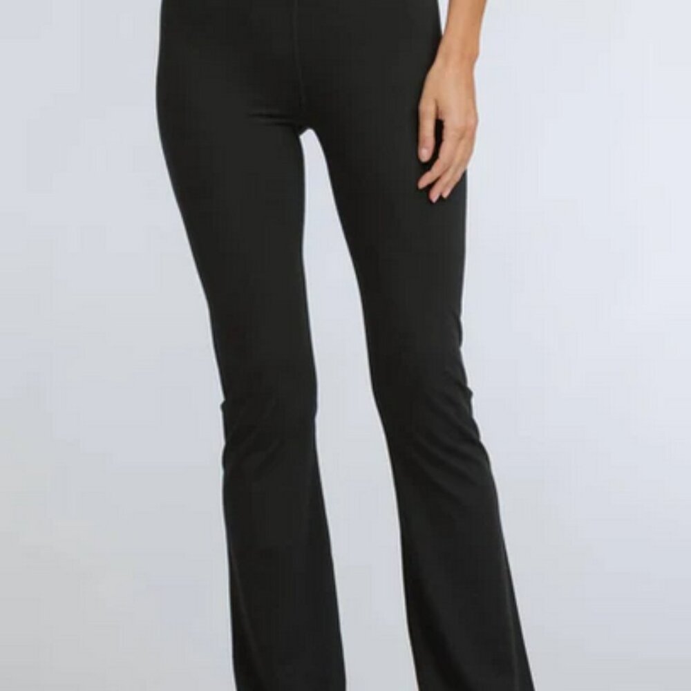 Fishers Finery Bootcut High waisted Yoga Pants NWT